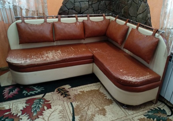 Перетяжка кухонного уголка ДО