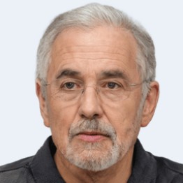 Обивщик Кузнецов Николай