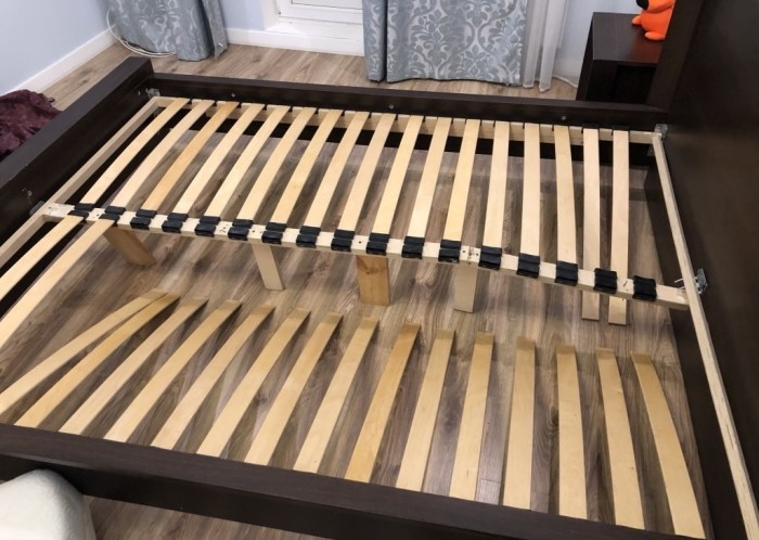 Сломалась центральная балка кровати