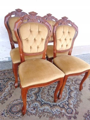 Реставрация деревянных стульев с мягкой обивкой для кухни