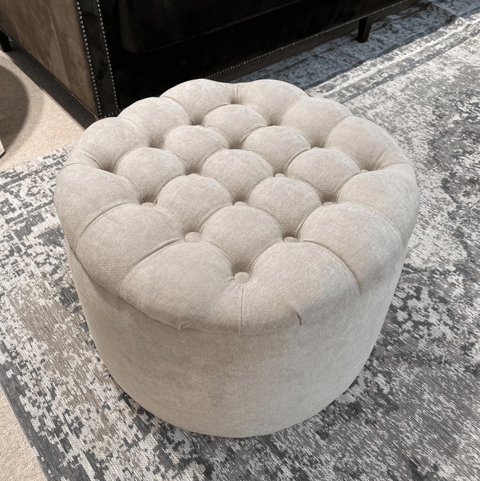 Перетяжка пуфика